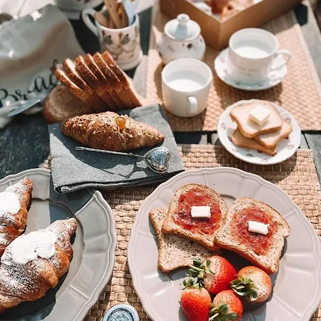 Attico&nuvole アパート *